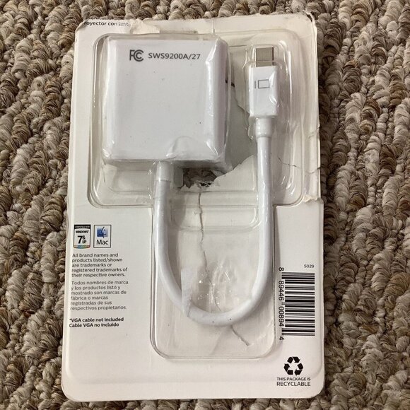 NEW Philips Mini Display Port to VGA  Monitor Adapter for Windows7and up and Mac - Picture 1 of 2